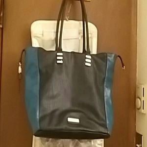 Steve Madden  leather 2 tone  pocketbook